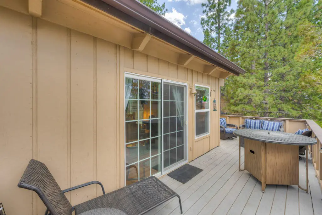 Linda's Lakehouse
