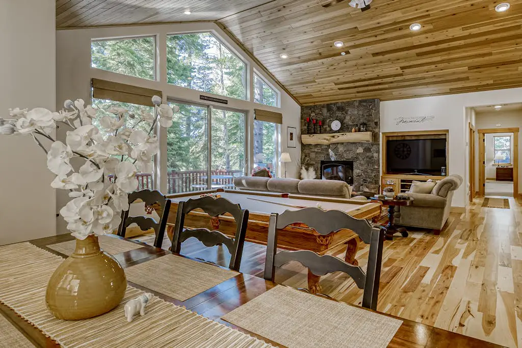 Inviting spacious home with fireplace, deck, hot tub, full kitchen, & W&D