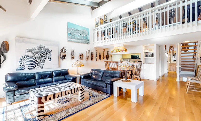Unique Condo with WiFi, Gas Fireplace, 2 Balconies, Shared Pool, Deck, Private W&D