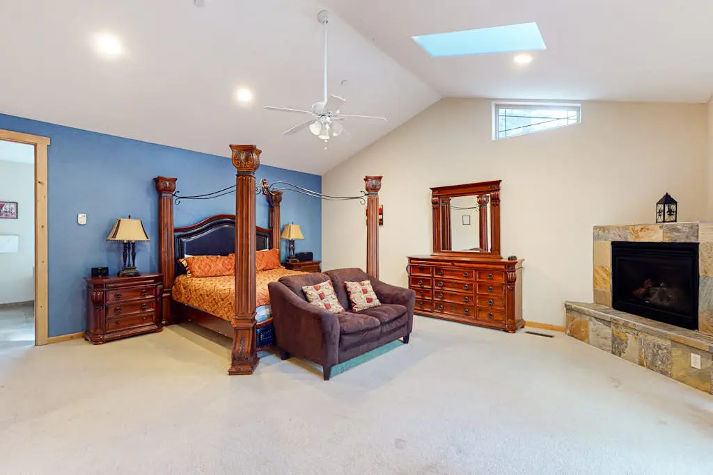 Dog-friendly home near lake with hot tub, pool table, fireplace, & W&D
