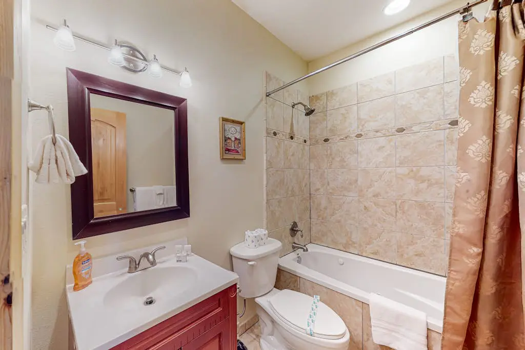 Dog-friendly home near lake with hot tub, pool table, fireplace, & W&D