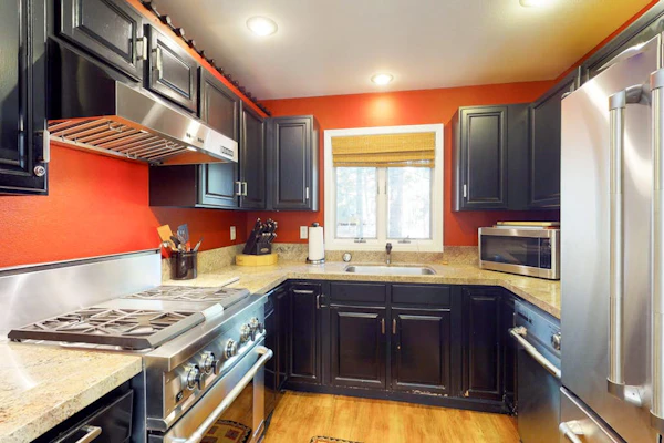 Stylish Townhome with Deck & Shared Hot Tub - Walk to Beaches, Near Skiing