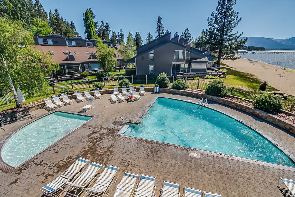 Updated Lakeland Village Condo w/ Fireplace, Pool & Private Beach