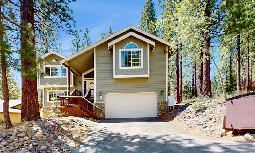 Gold Dust Getaway with Foosball, Big Deck & Forest Views - Near Slopes