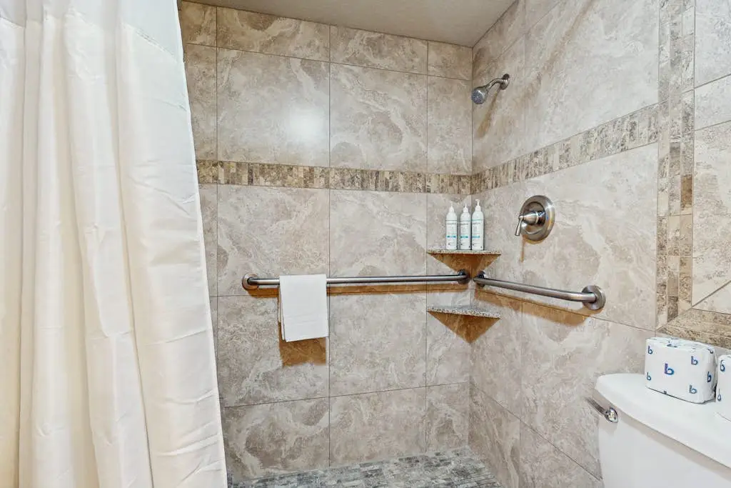 Lakeland Village 128