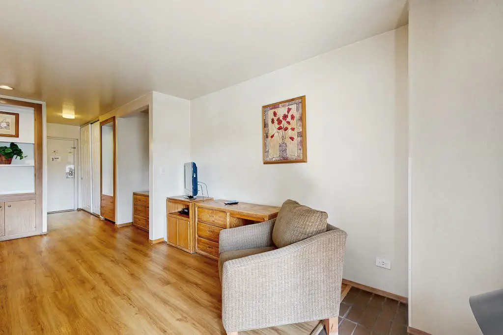 Lakeland Village 114