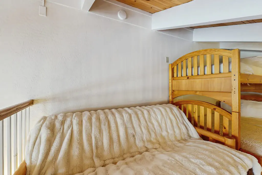 Ski-in-ski-out mountain view home with hot tub - hiking & activities nearby