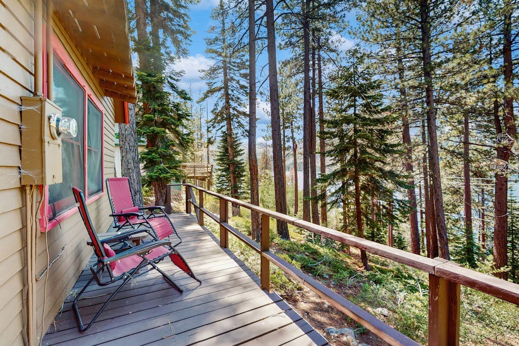 The Cherry Leaf Lodge & Retreat on Fallen Leaf Lake