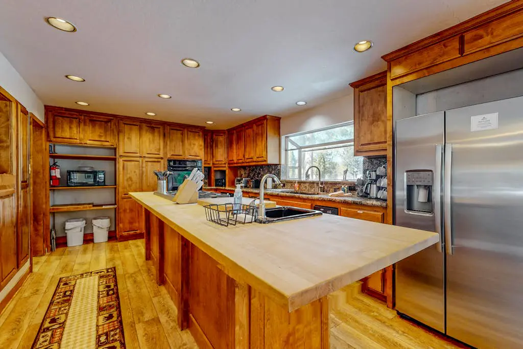 Cozy Retreat - On Golf Course, Near Skiing, Hot Tub