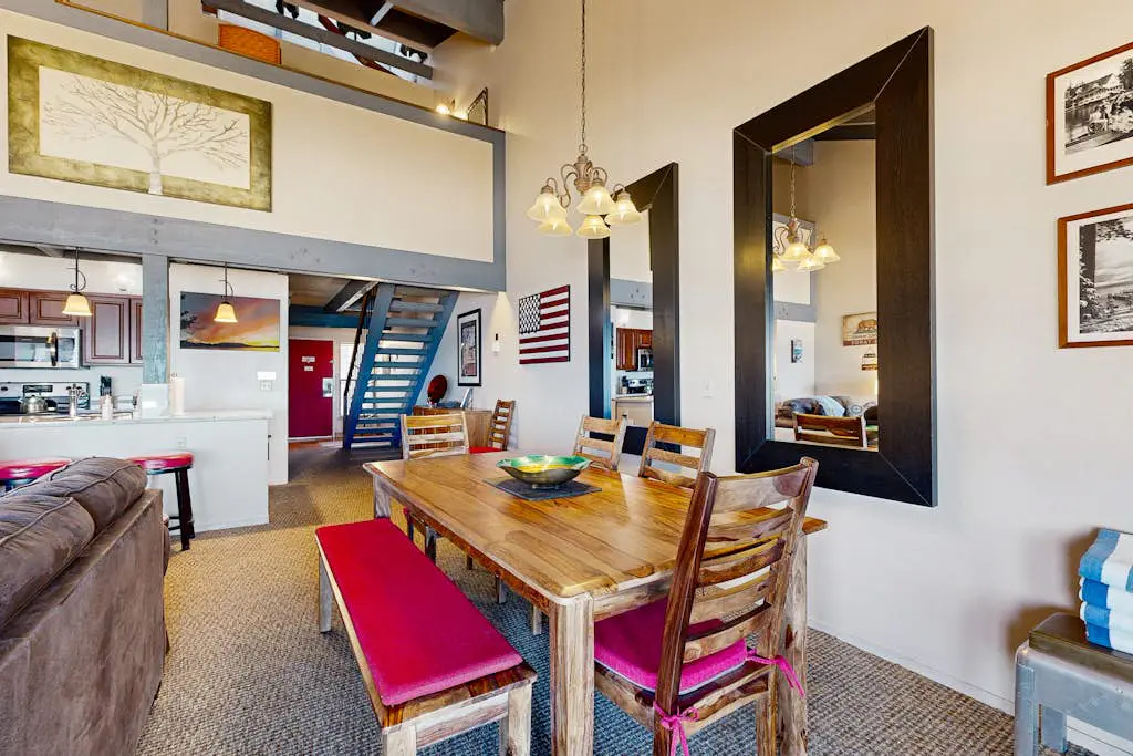 All-season adventure awaits at this lakefront gem with amazing views & amenities