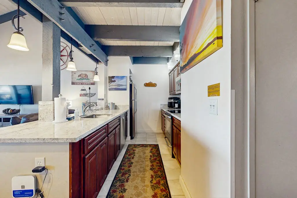 All-season adventure awaits at this lakefront gem with amazing views & amenities