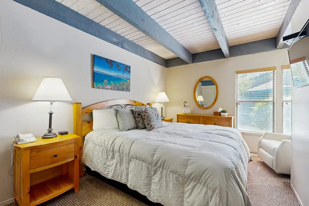 All-season adventure awaits at this lakefront gem with amazing views & amenities