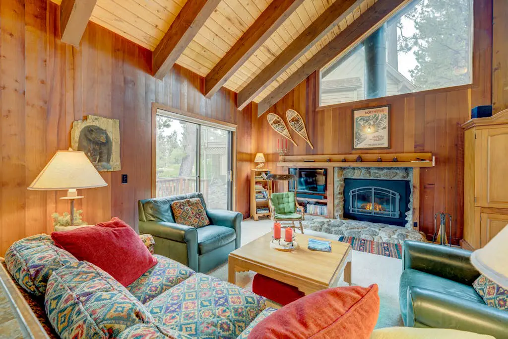 Grizzly Cabin