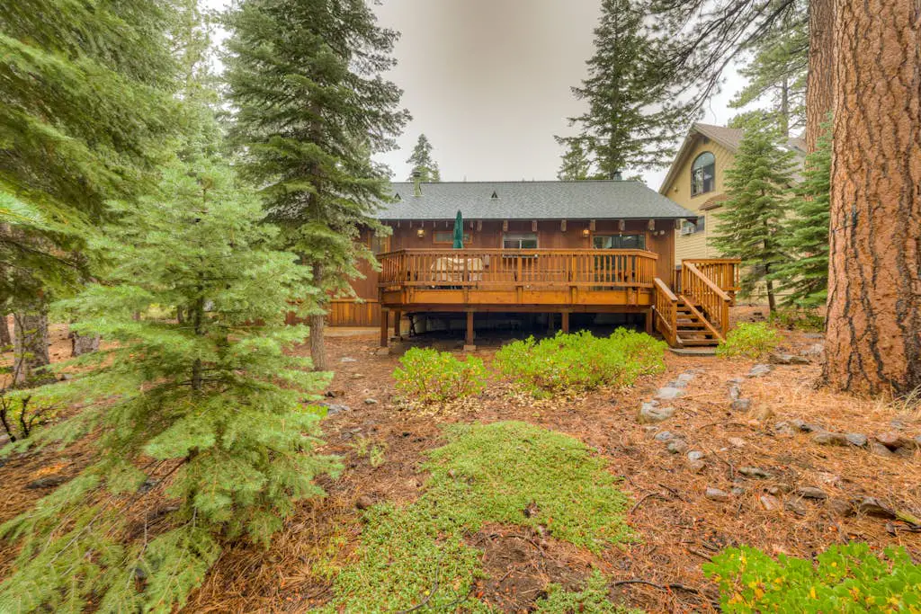 Grizzly Cabin