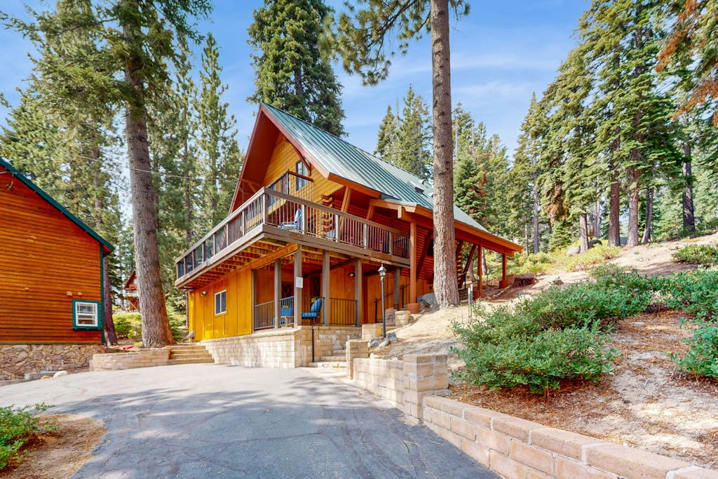 Lakeview Cabin