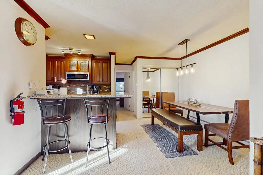 Summit & Shore Chalet