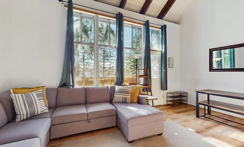 Cozy and Convenient Condo w/Fireplace, Deck, W/D, Close to Town, Lake, Trails