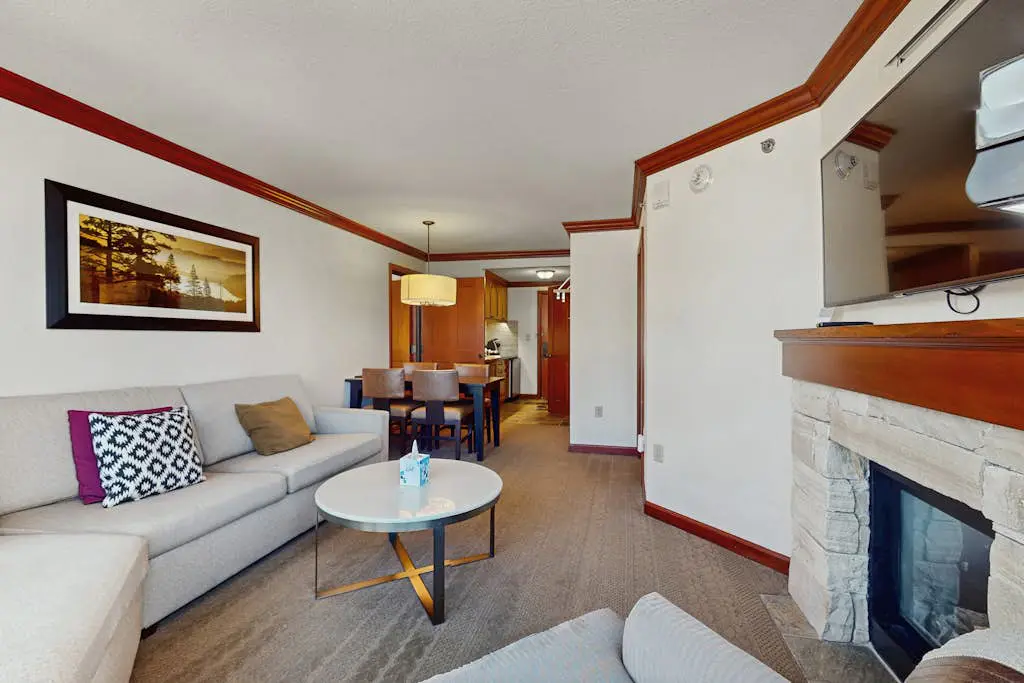 Ski-In, Ski-Out Squaw Creek Retreat - 2 Adjacent Suites - Pools & Hot Tubs