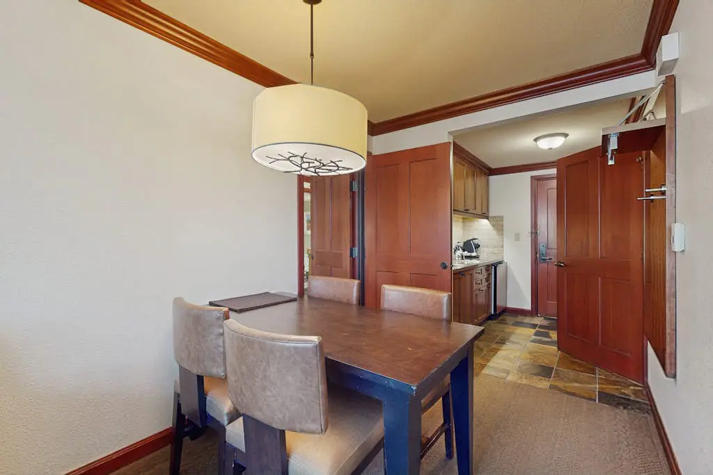 Ski-In, Ski-Out Squaw Creek Retreat - 2 Adjacent Suites - Pools & Hot Tubs