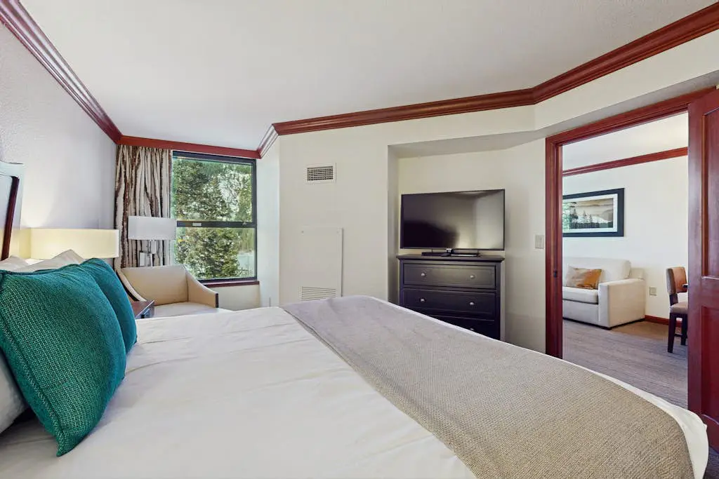Ski-In, Ski-Out Squaw Creek Retreat - 2 Adjacent Suites - Pools & Hot Tubs