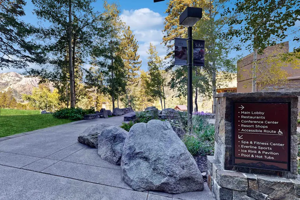 Ski-In, Ski-Out Squaw Creek Retreat - 2 Adjacent Suites - Pools & Hot Tubs
