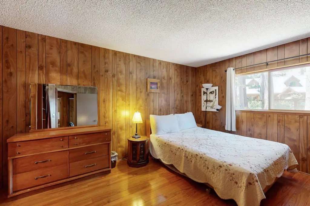 Dog-Friendly Tahoe City House Near Hiking and Skiing - Walk to Lake