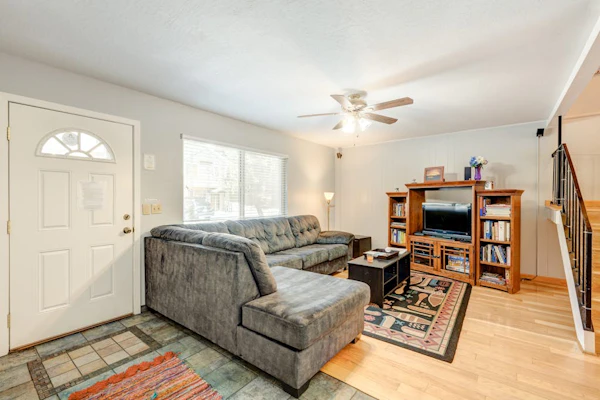 Wonderful year-round escape near skiing & lake with pool, hot tub, & deck