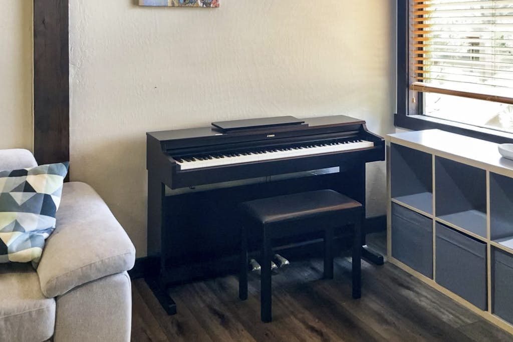Northstar Condo with Wifi, pool access, and close to ski hill