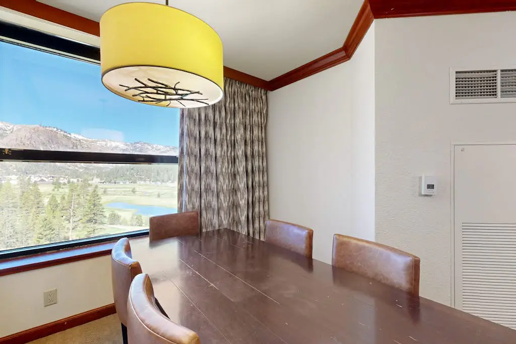 Everline Resort & Spa 810 & 812