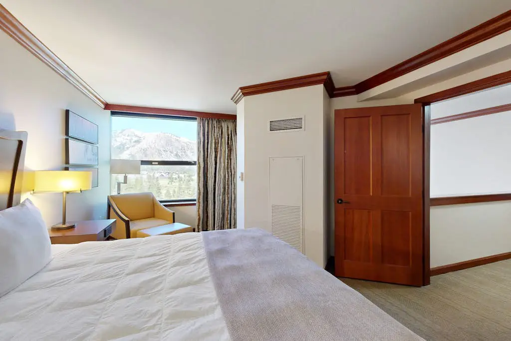 Everline Resort & Spa 810 & 812