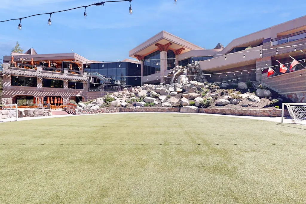Everline Resort & Spa 810 & 812