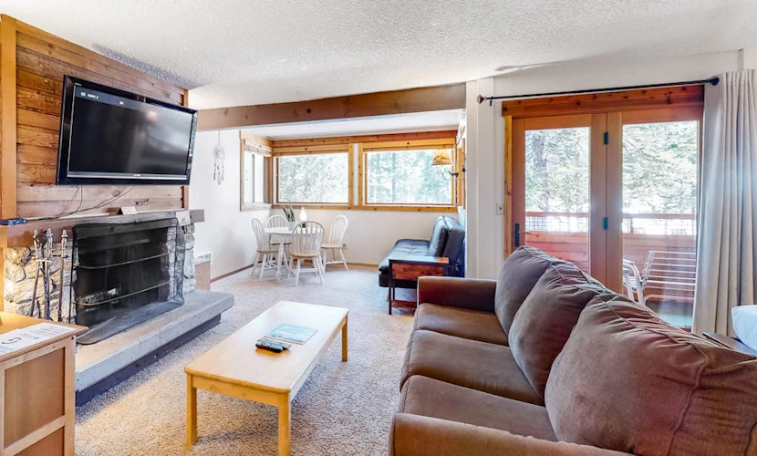 Second-Level Condo w/Free WiFi, Wood Fireplace, Shared Outdoor Pool, & Views