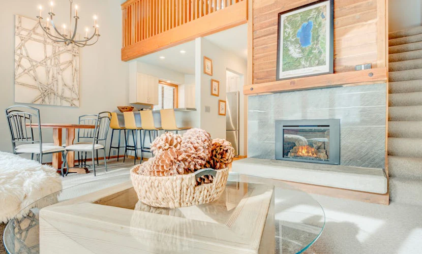 Ski-in/ski-out townhome with fireplace, pool, hot tub & on-site ski/sled hill