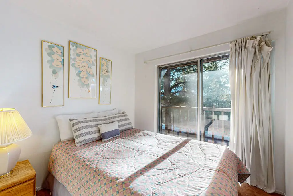 Sunny, Family-Friendly Condo - Near the Lake