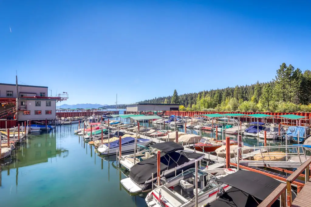 Homey Family Condo with Shared Pool, Hot Tub, Tennis & Lovely Lake Views
