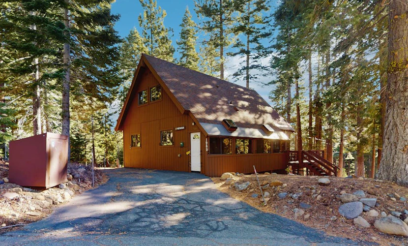 Mountain Getaway - Great Access to Page Meadows, Hiking, Biking, & Skiing