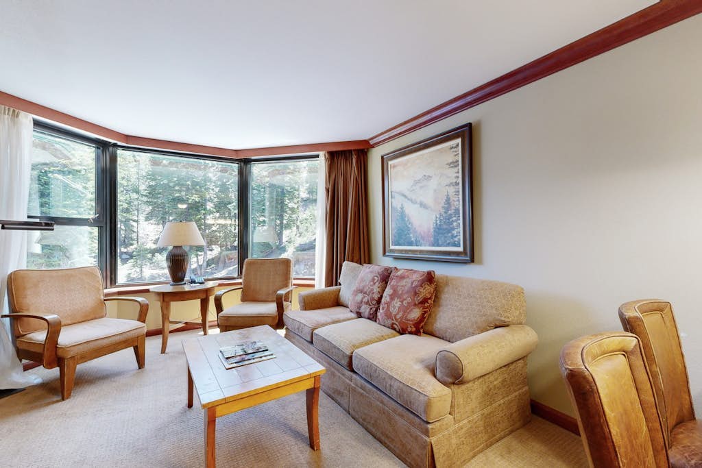 Everline Resort & Spa 607B