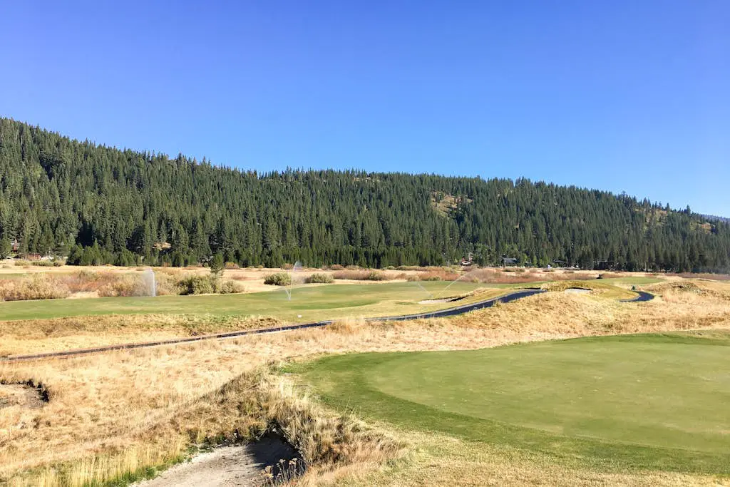 Everline Resort & Spa adjoining condos with pool, hot tub, ski-in/ski-out locale