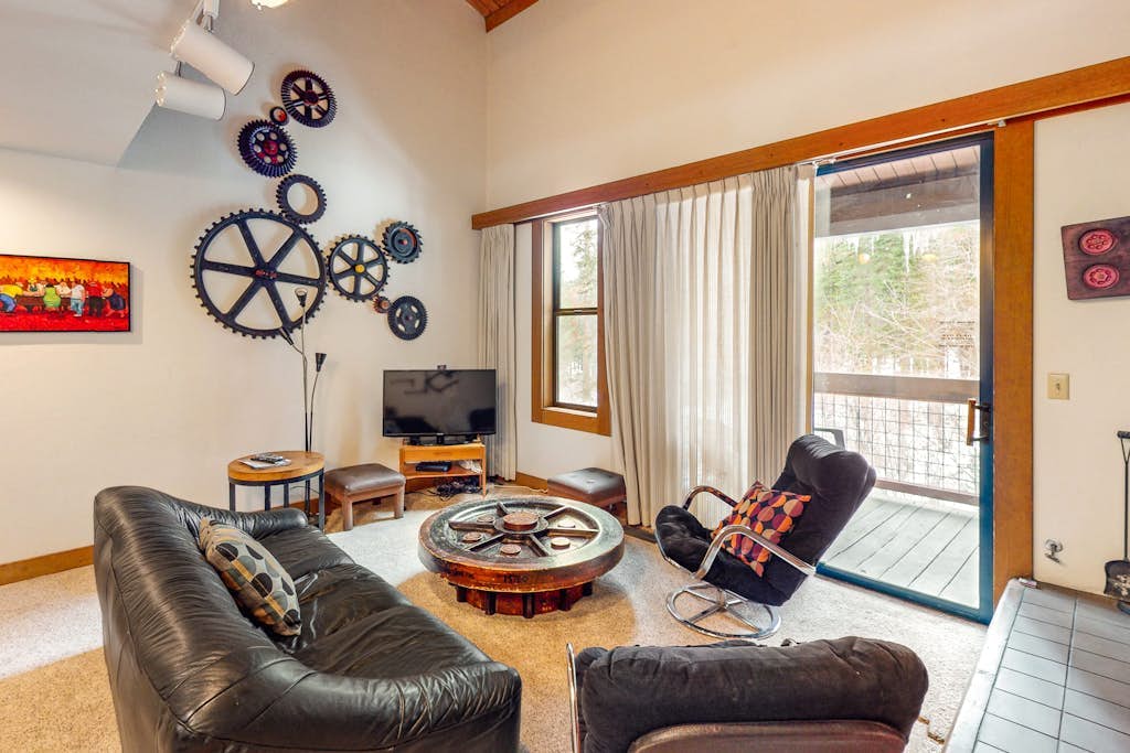 3BR Townhome in Northstar - Shuttle to slopes