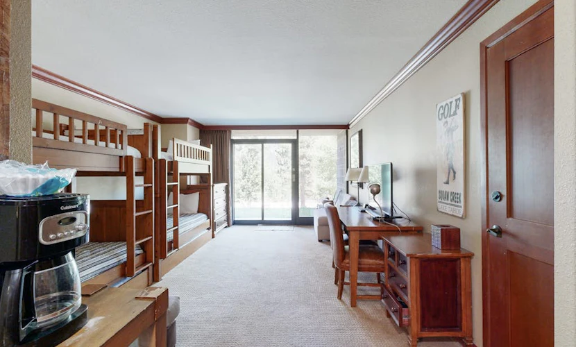 Everline Resort & Spa - ski-in/ski-out studio, pools, ice rink, gym, & tennis