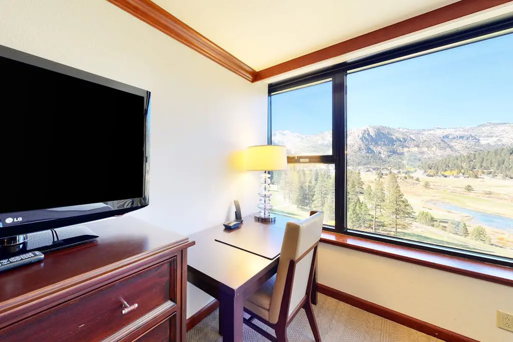 Everline Resort & Spa 810