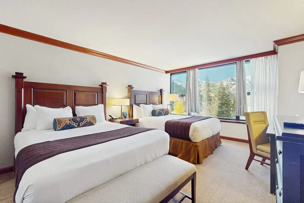 556 Everline Resort