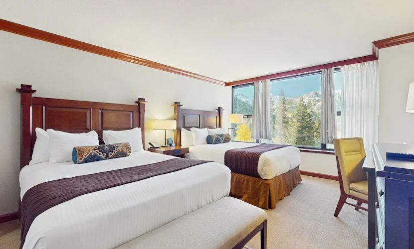 Lovely ski-in/ski-out condo at Squaw Creek with stunning valley & mountain view