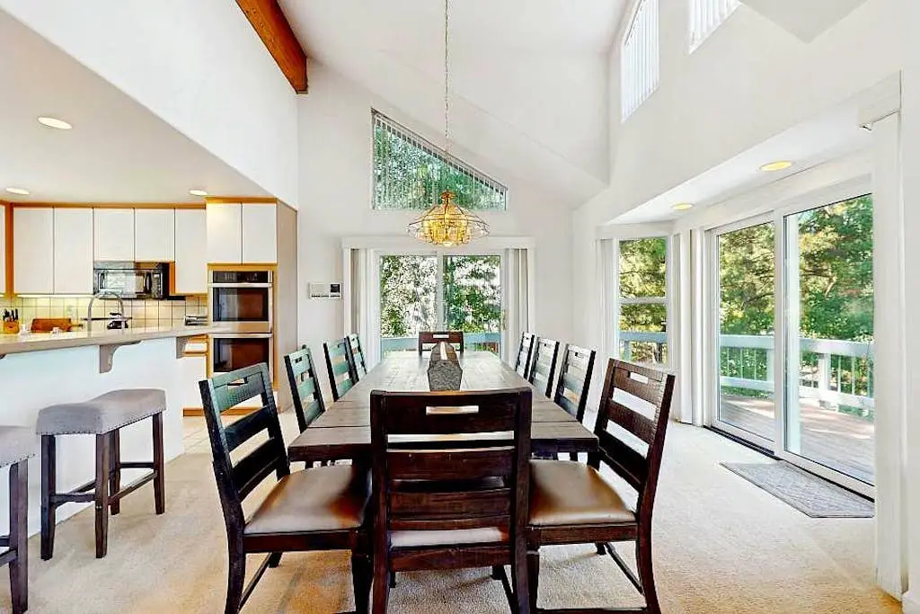 Gorgeous Northstar Home with Central AC, Ping-Pong, Fireplace & Jetted Tub