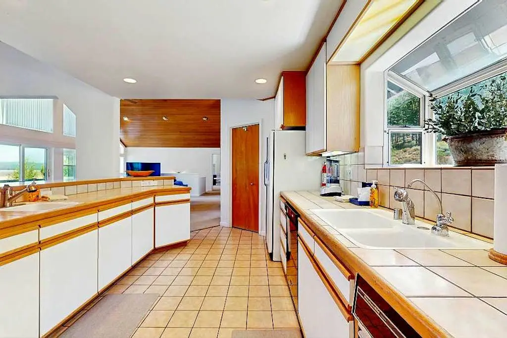 Gorgeous Northstar Home with Central AC, Ping-Pong, Fireplace & Jetted Tub