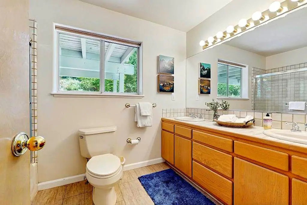 Gorgeous Northstar Home with Central AC, Ping-Pong, Fireplace & Jetted Tub