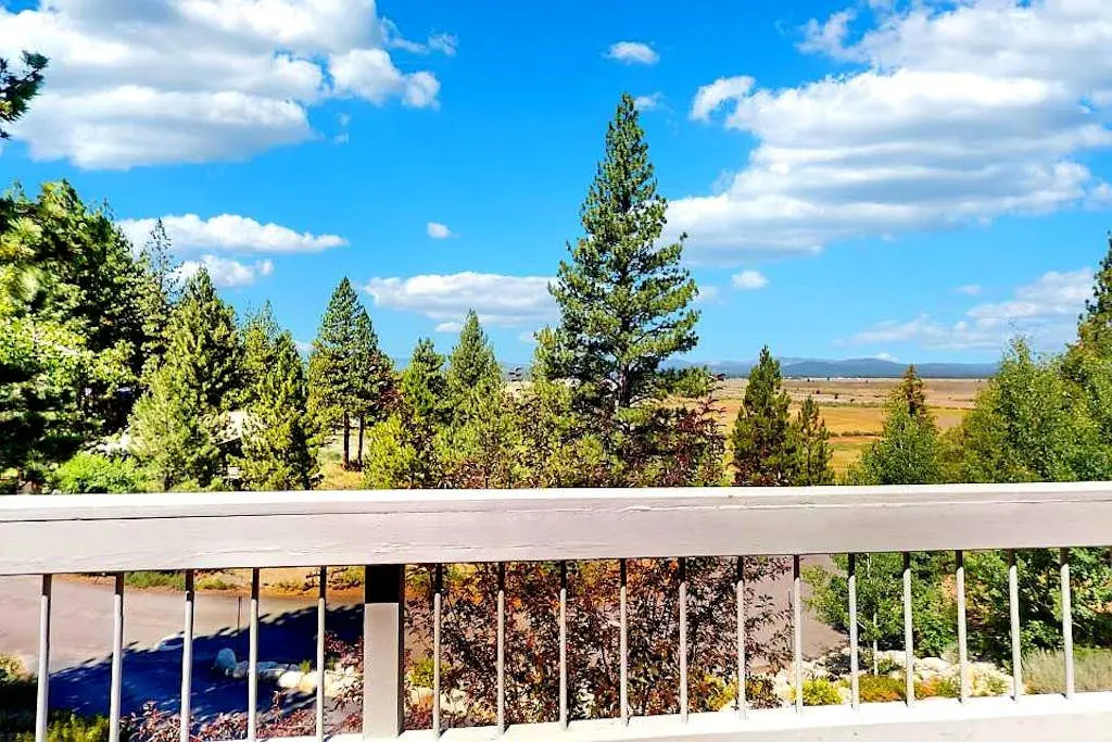 Gorgeous Northstar Home with Central AC, Ping-Pong, Fireplace & Jetted Tub