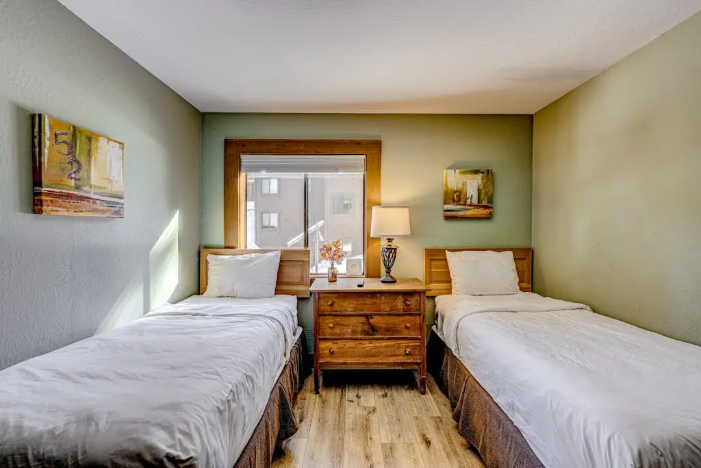 Convenient & comfortable dog-friendly condo with Northstar Rec Center access