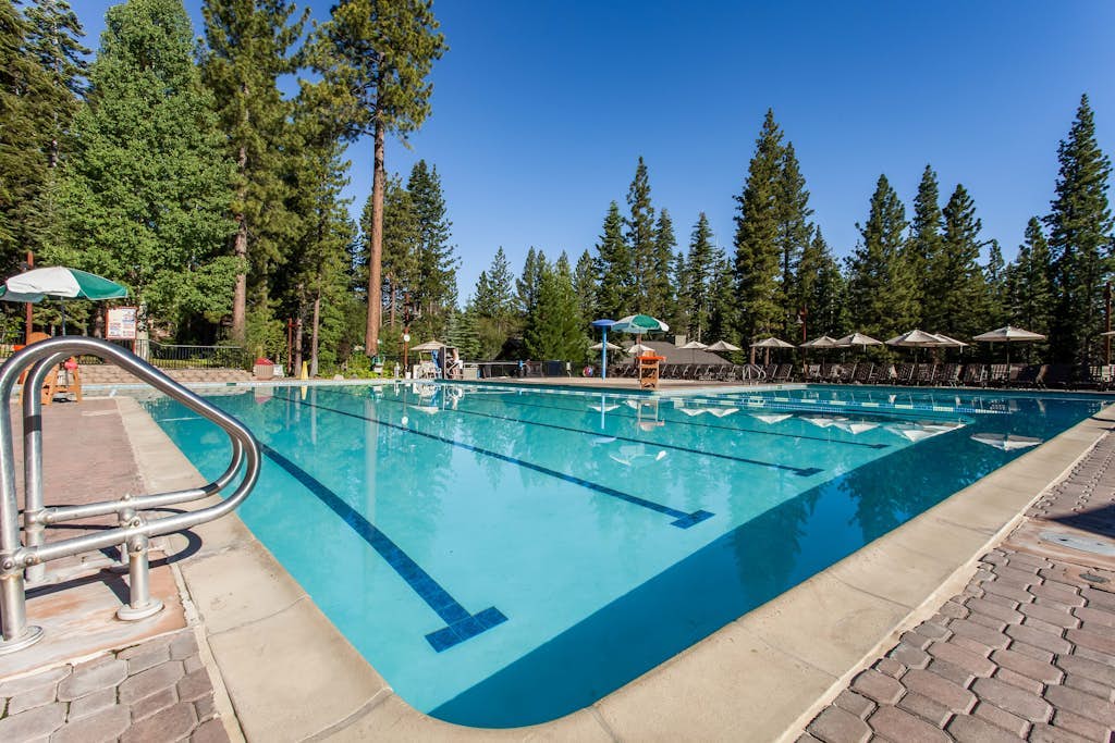 Aspen Grove condo near Kings Beach & Northstar Village with balcony