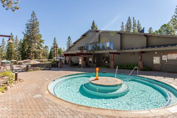 Sophisticated Gold Bend Getaway | Fireplace | Free Ski Shuttle, Pool, Hot Tub